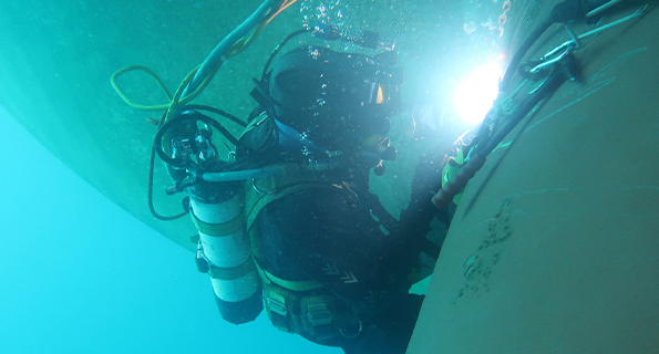 Underwater welding / Propeller polishing
